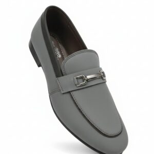 Classic Tan sweet Loafers with Metal Horsebit Detail